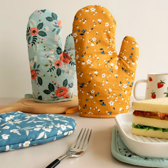Oven Gloves & Pot Holders Testing